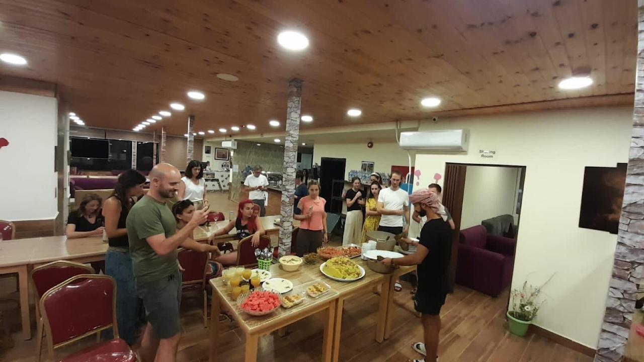 Petra Cabin Inn Hostel&Resturant Wadi Musa Ngoại thất bức ảnh