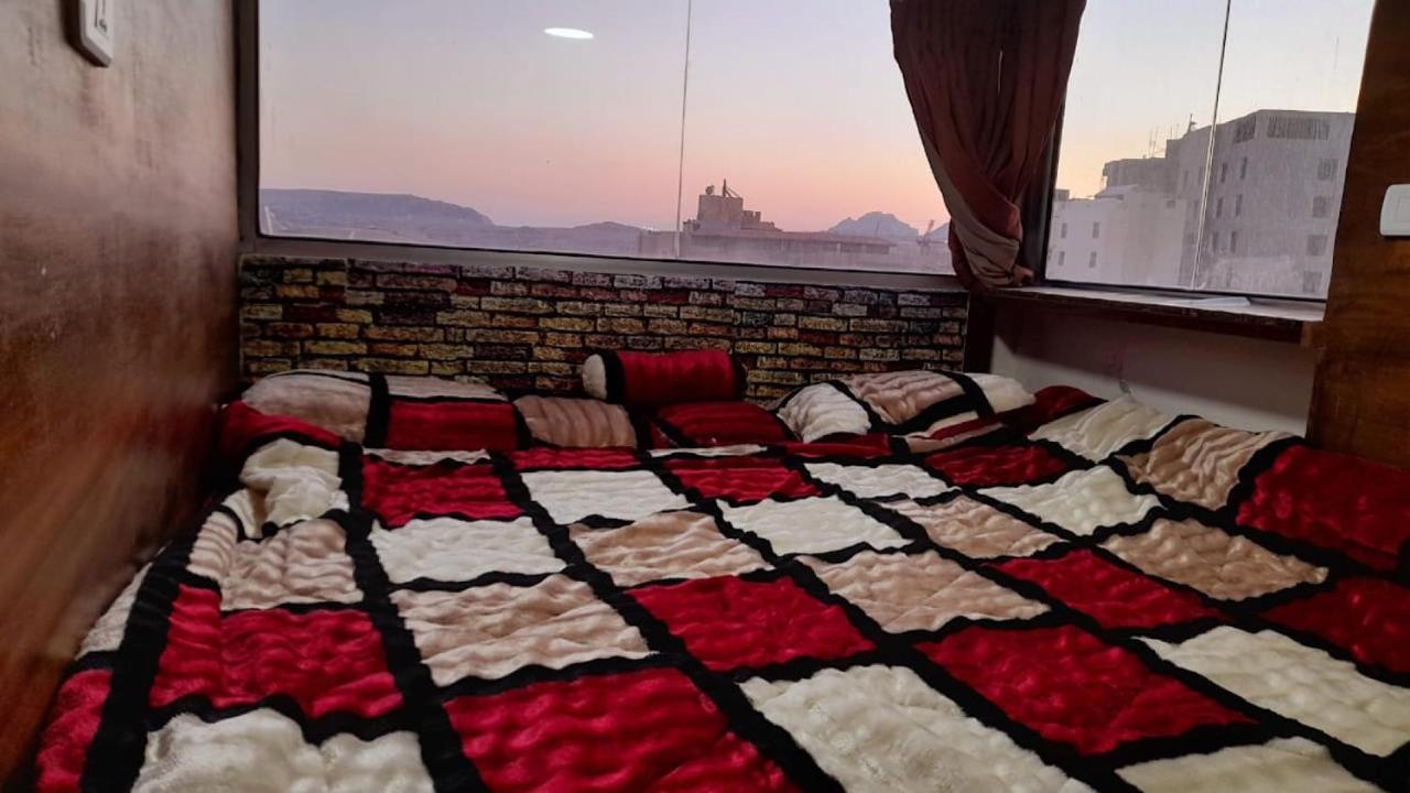 Petra Cabin Inn Hostel&Resturant Wadi Musa Ngoại thất bức ảnh